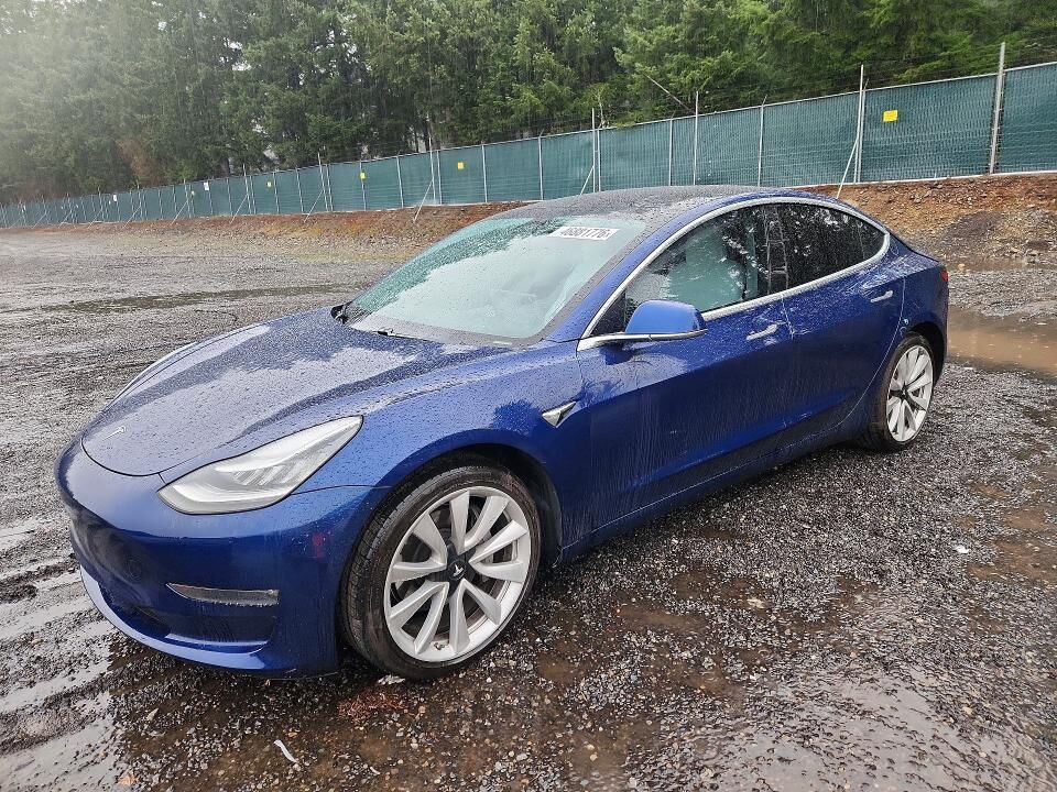 2020 TESLA Model 3