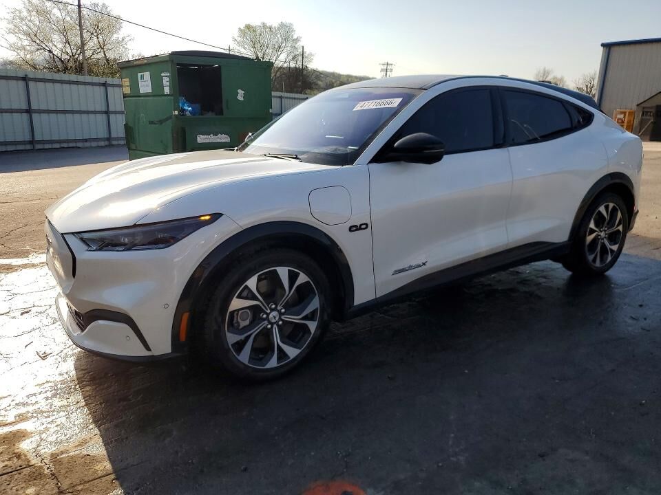 2021 FORD Mach-E
