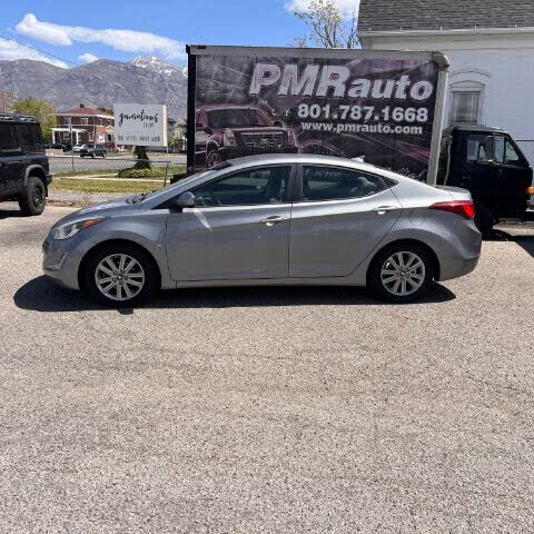 2014 HYUNDAI Elantra