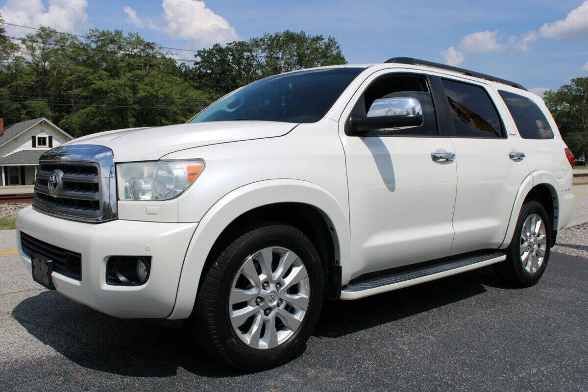 2012 TOYOTA Sequoia