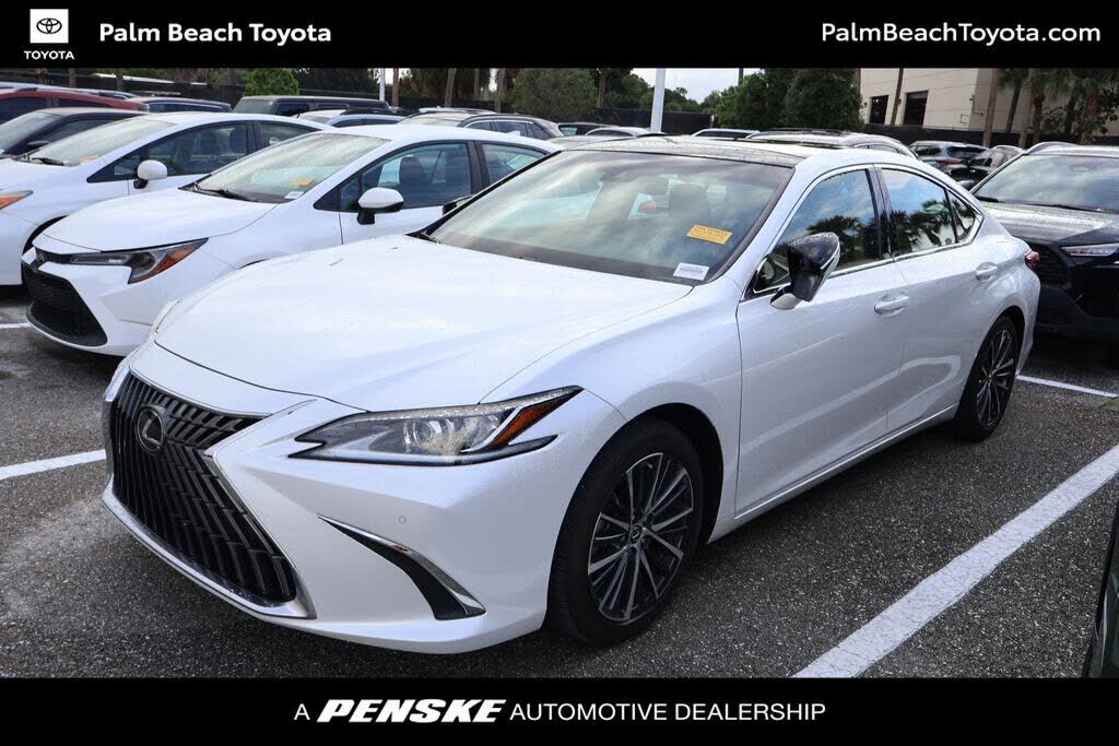 2022 LEXUS ES