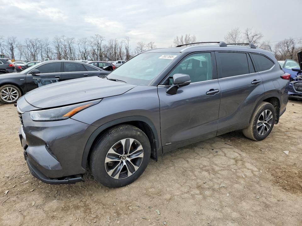 2023 TOYOTA Highlander