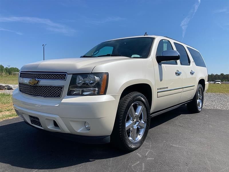 2014 CHEVROLET Suburban
