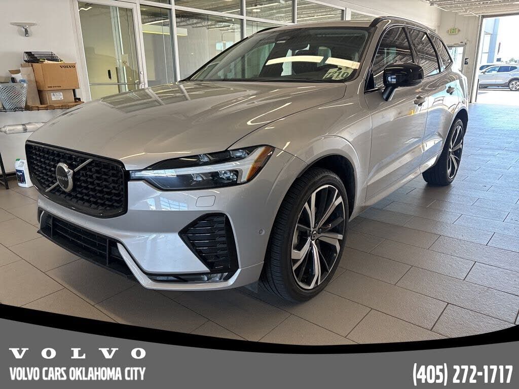 2024 VOLVO XC60