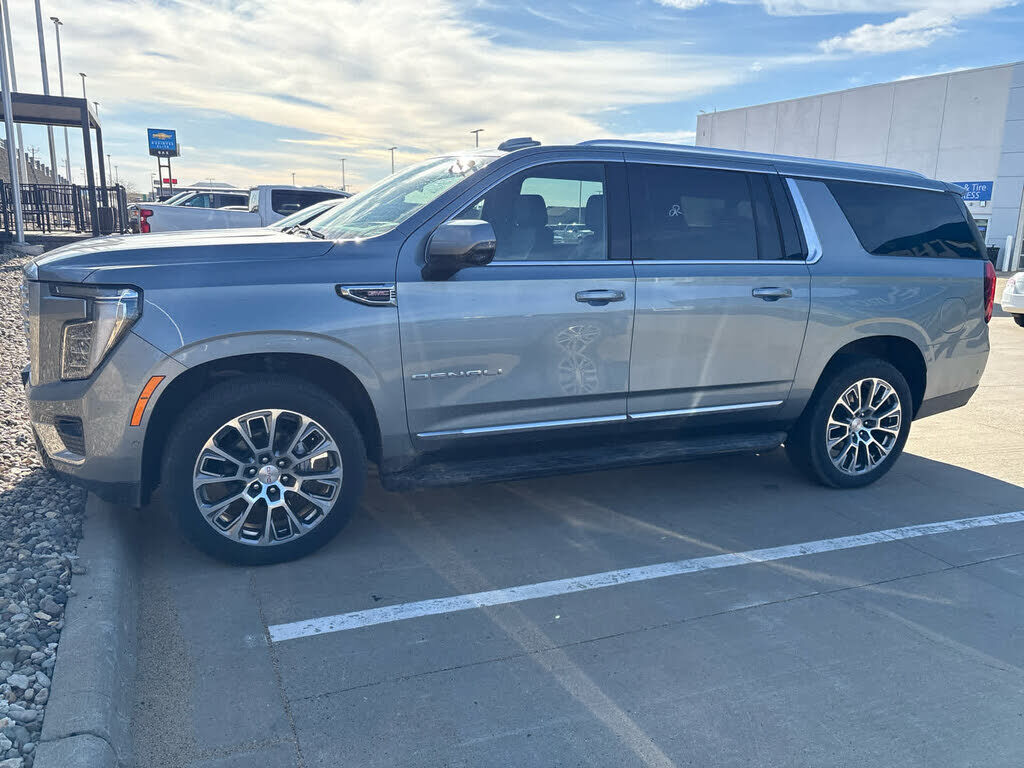 2025 GMC Yukon XL