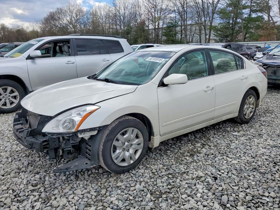 2012 NISSAN Altima