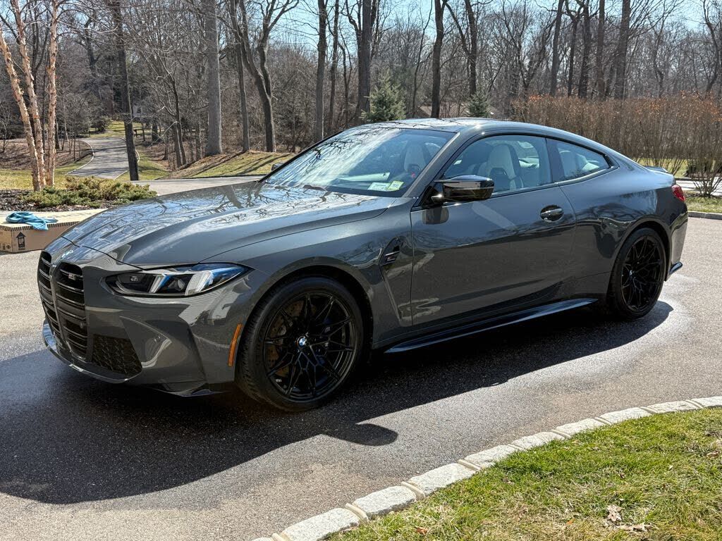 2025 BMW M4