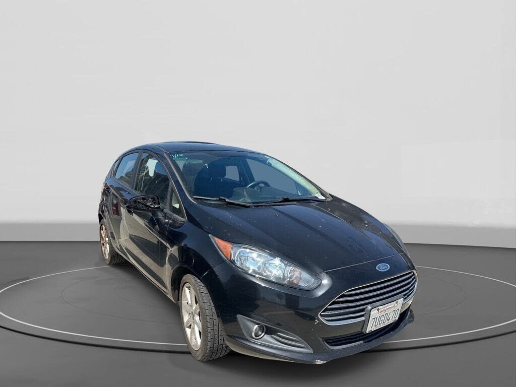 2016 FORD Fiesta