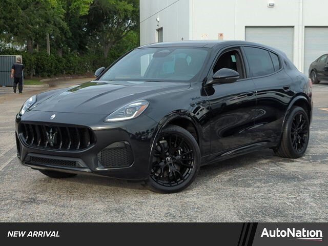 2025 MASERATI Grecale