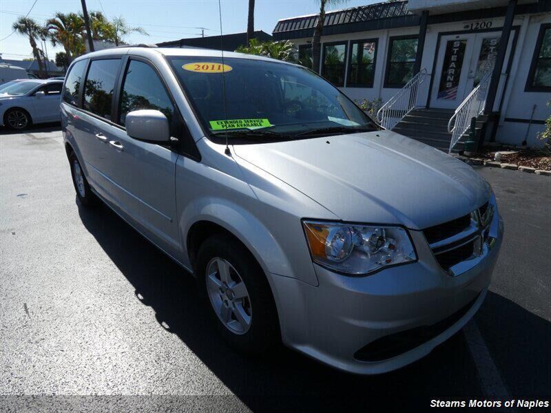 2011 DODGE Grand Caravan
