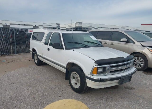 1996 CHEVROLET S-10 Pickup
