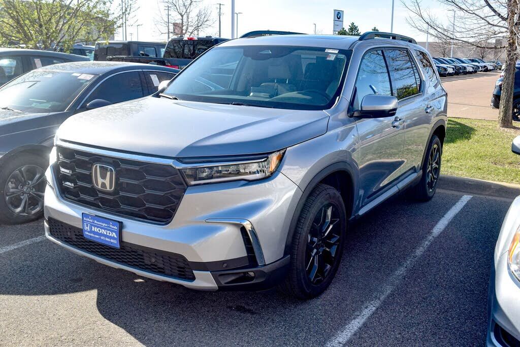 2025 HONDA Pilot