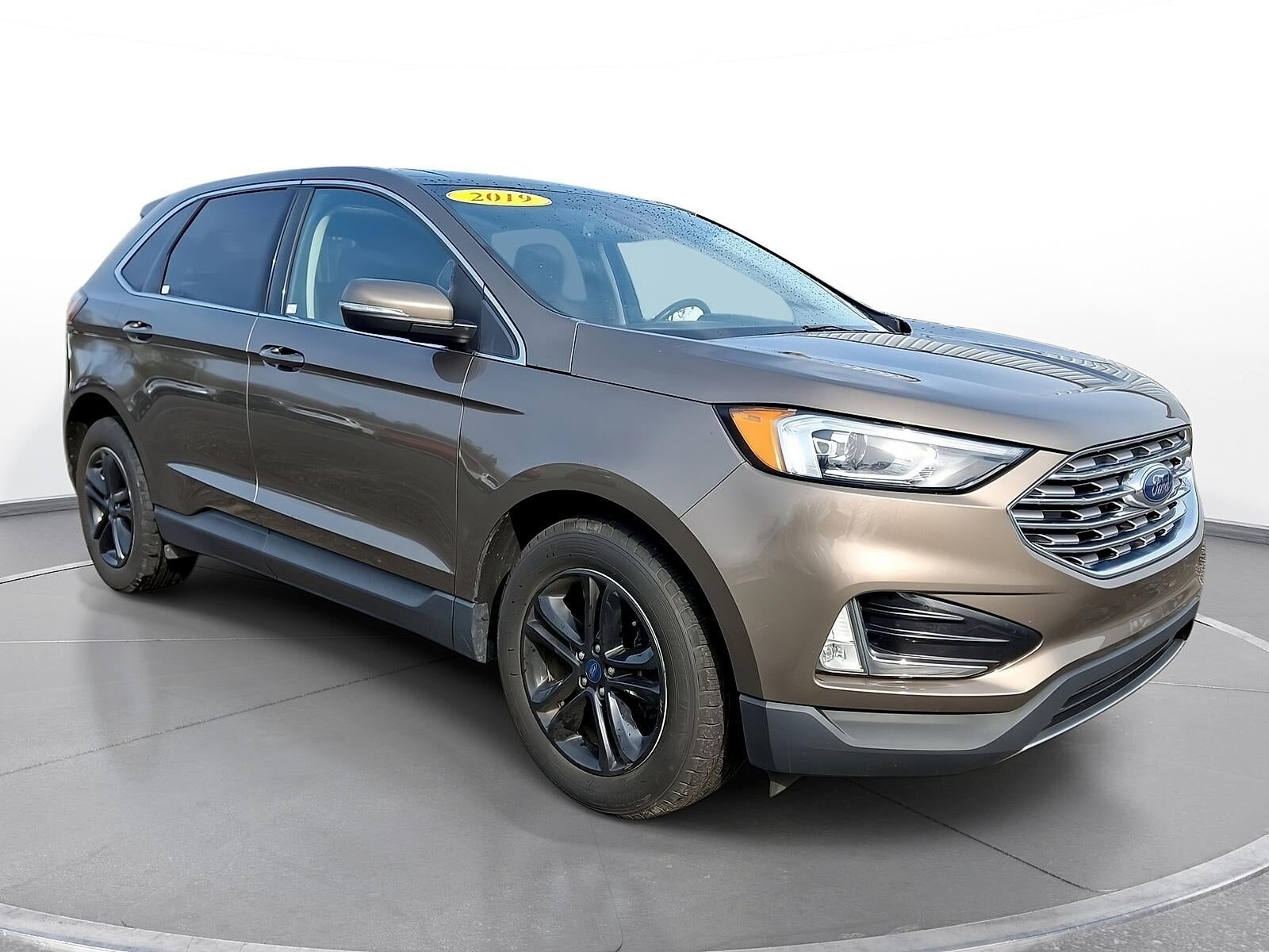 2019 FORD Edge