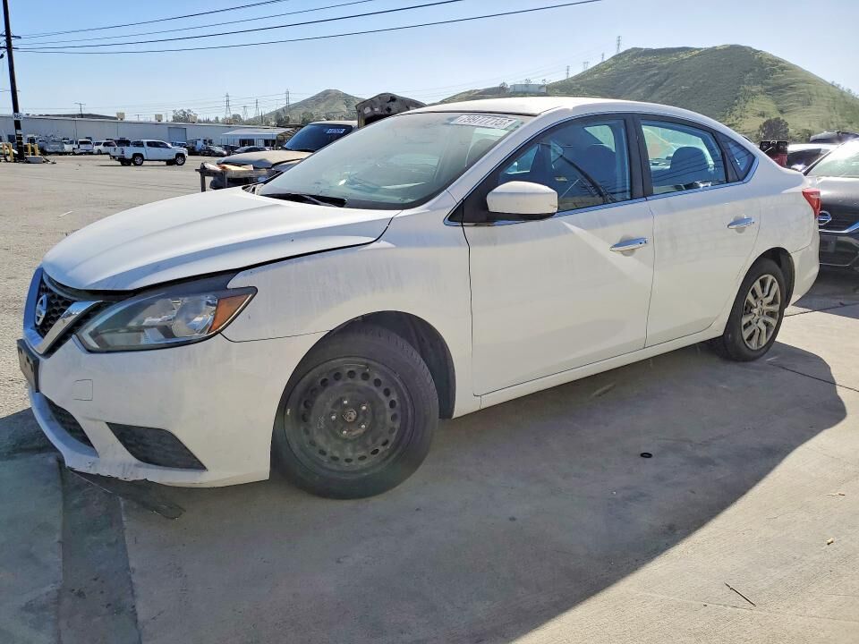 2016 NISSAN Sentra