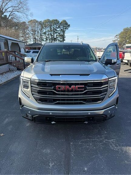 2023 GMC Sierra