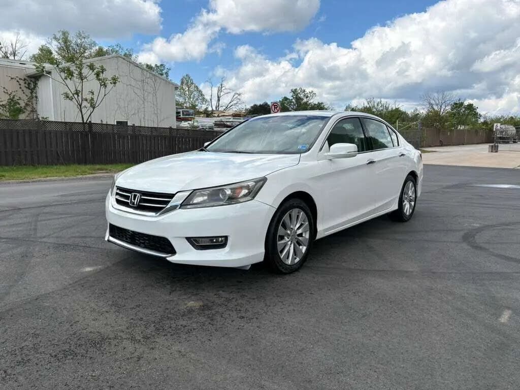 2013 HONDA Accord