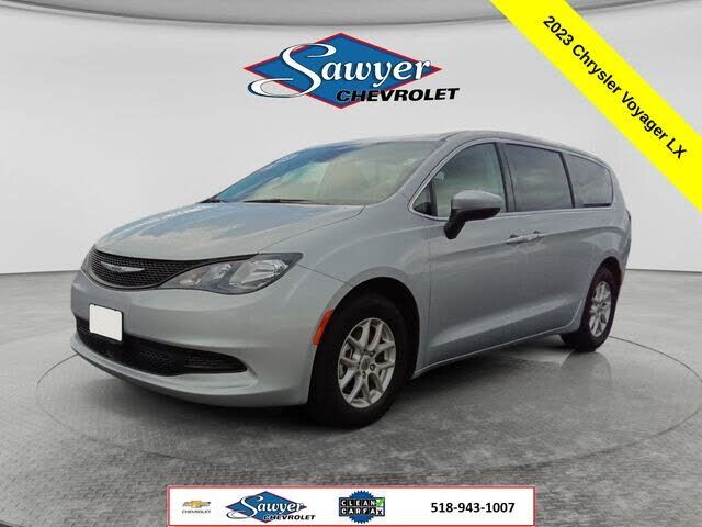2023 CHRYSLER Voyager