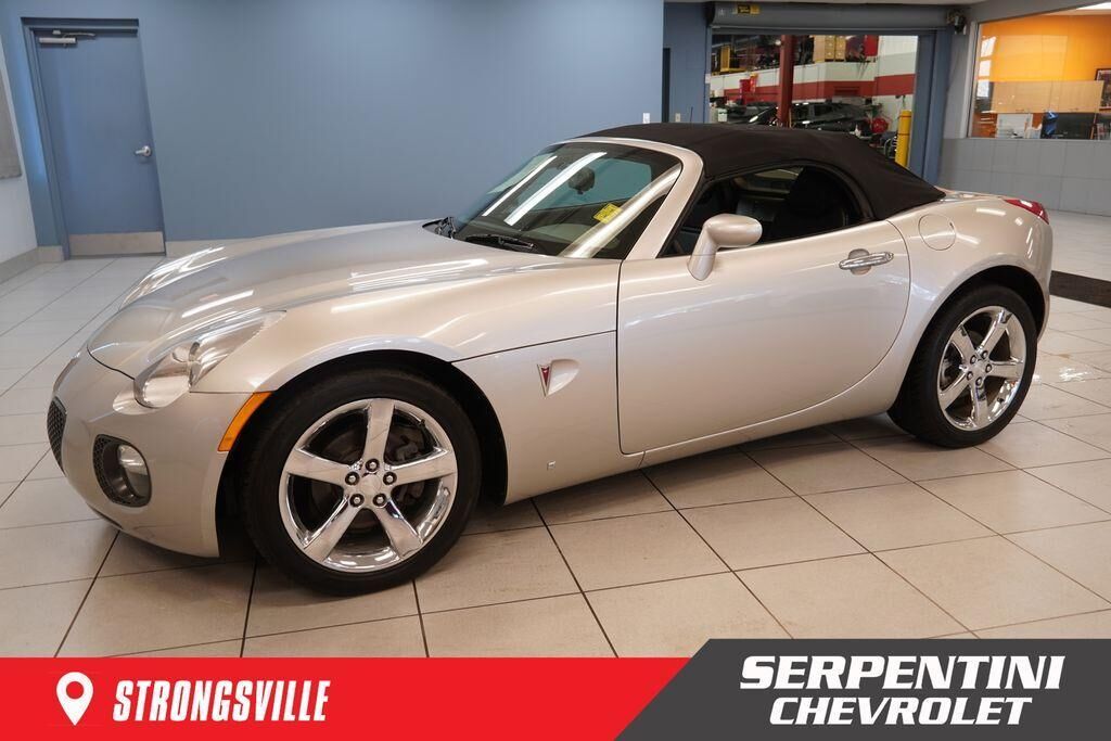 2008 PONTIAC Solstice
