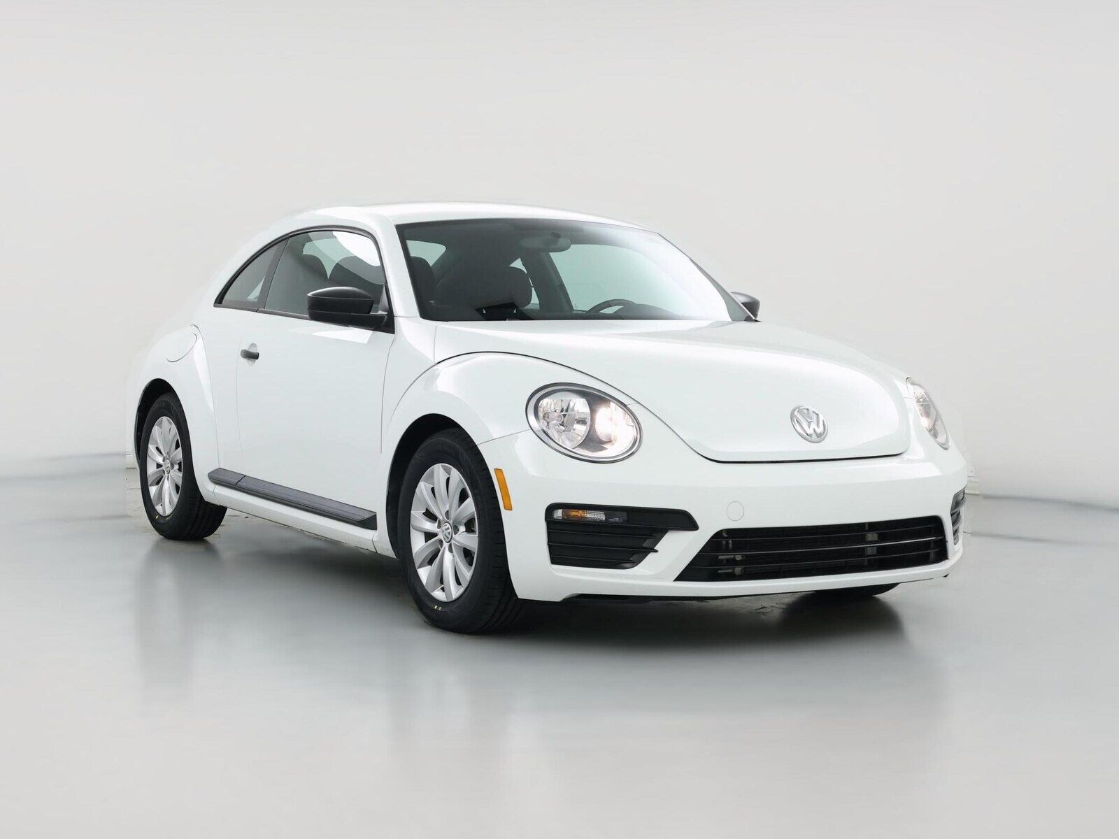 2018 VOLKSWAGEN Beetle