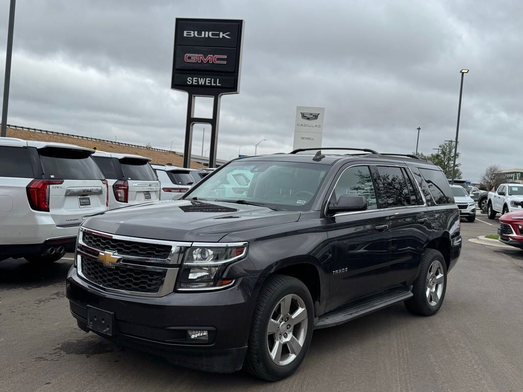 2017 CHEVROLET Tahoe
