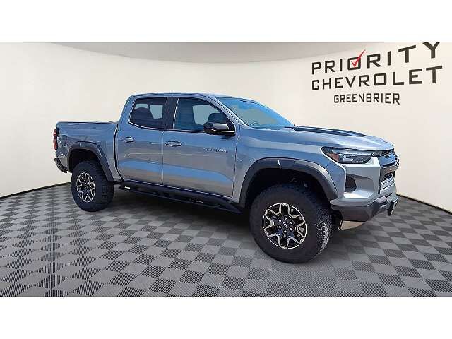 2024 CHEVROLET Colorado