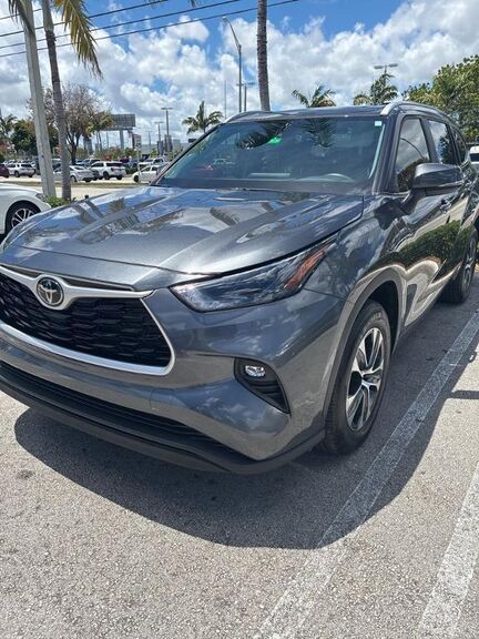 2023 TOYOTA Highlander
