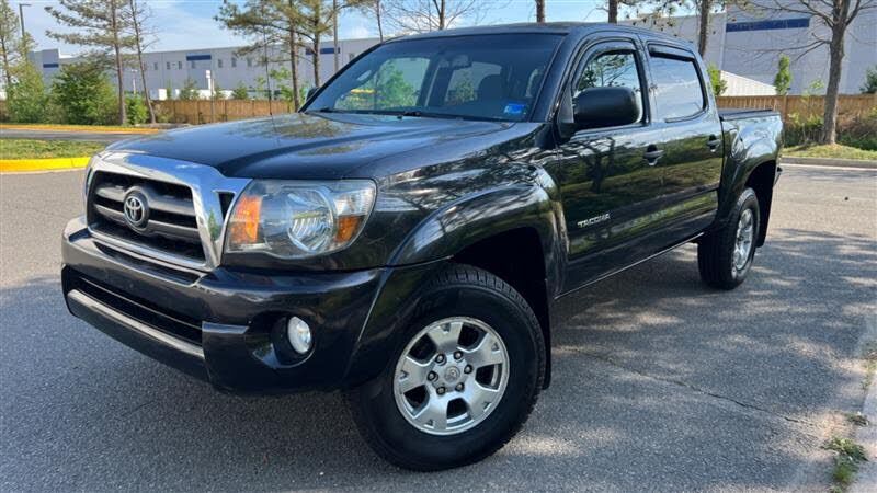 2010 TOYOTA Tacoma