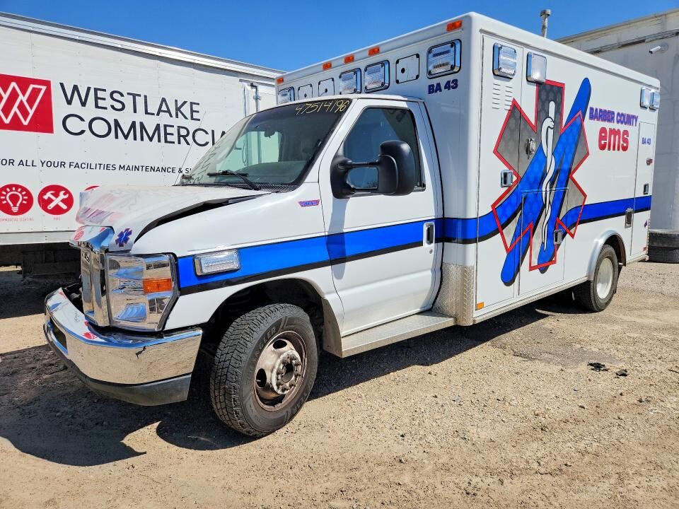 2013 FORD E-450