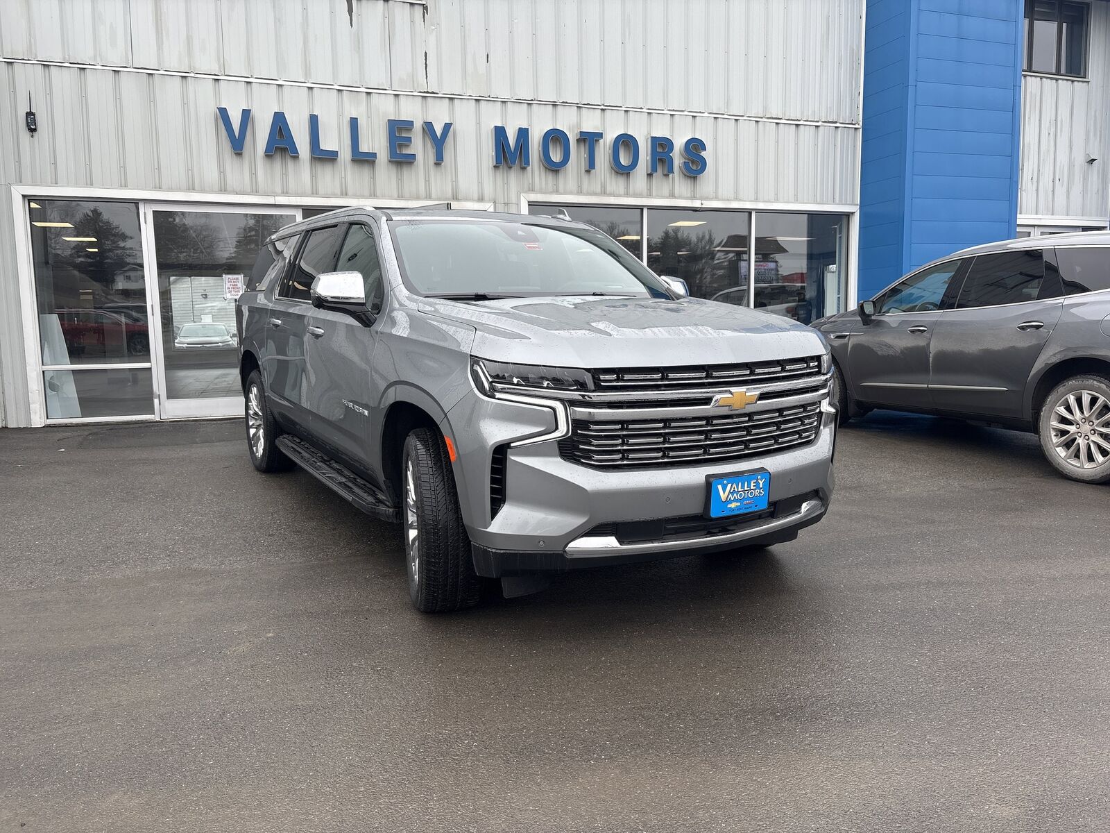 2024 CHEVROLET Suburban