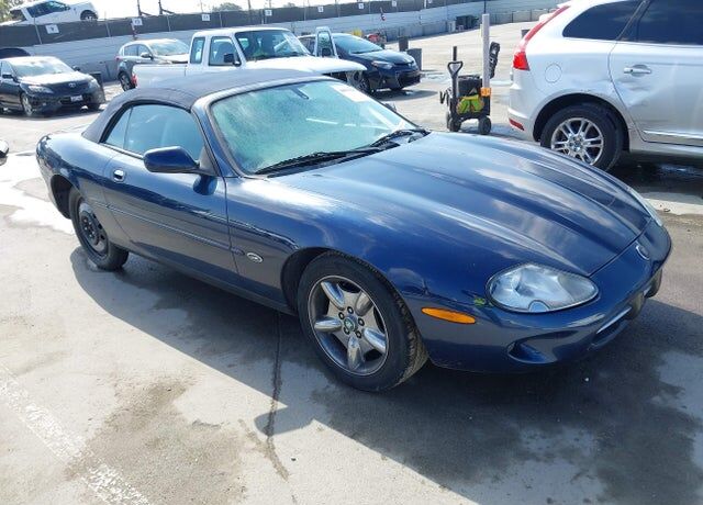 2000 JAGUAR XK8