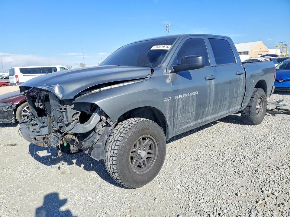 2012 DODGE Ram