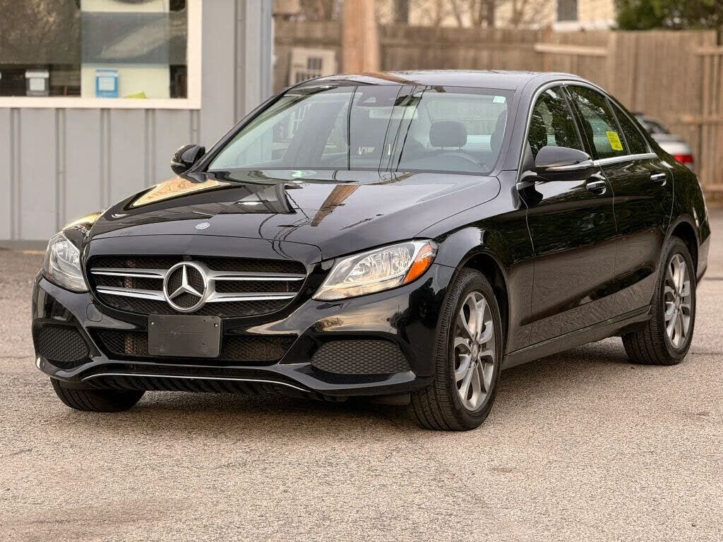 2017 MERCEDES-BENZ C-Class