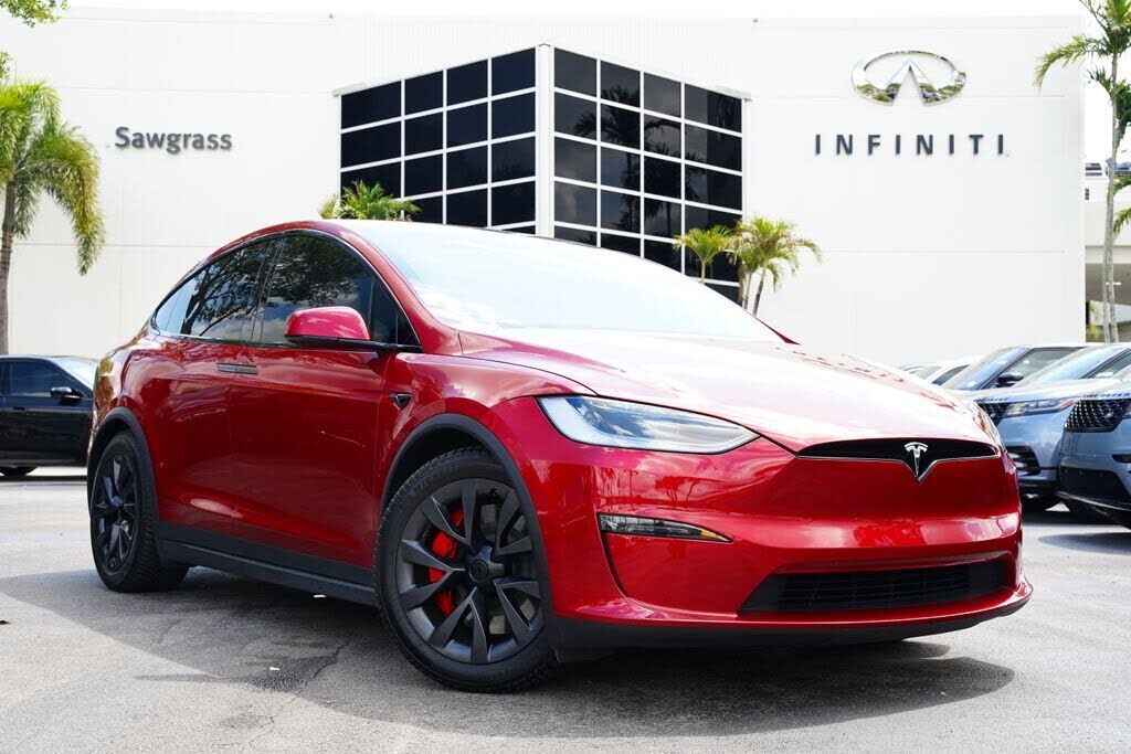 2024 TESLA Model X