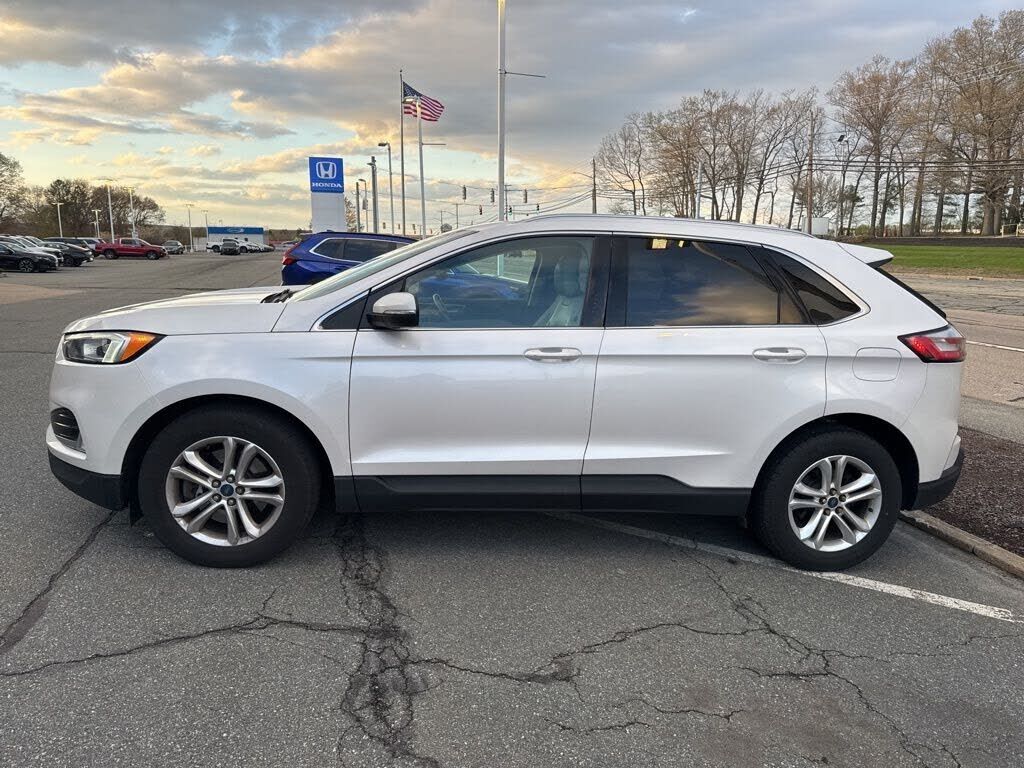2019 FORD Edge