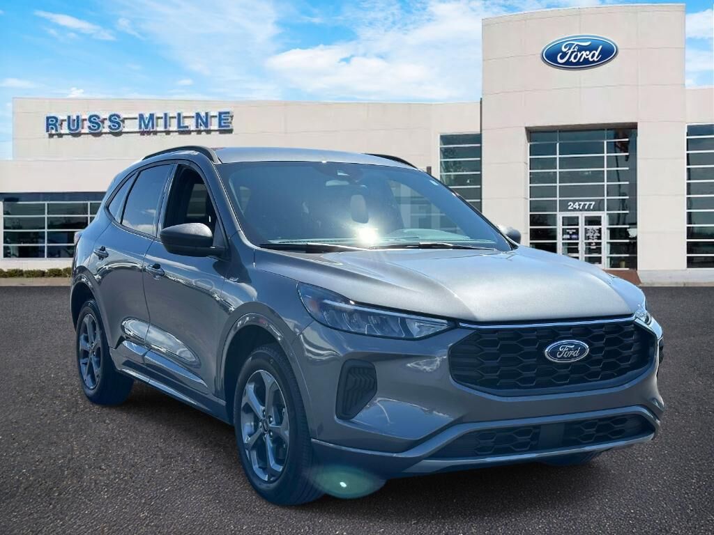 2024 FORD Escape