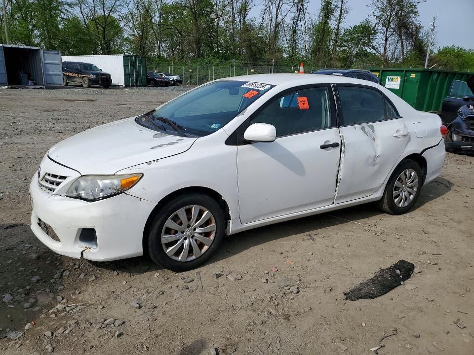 2013 TOYOTA Corolla