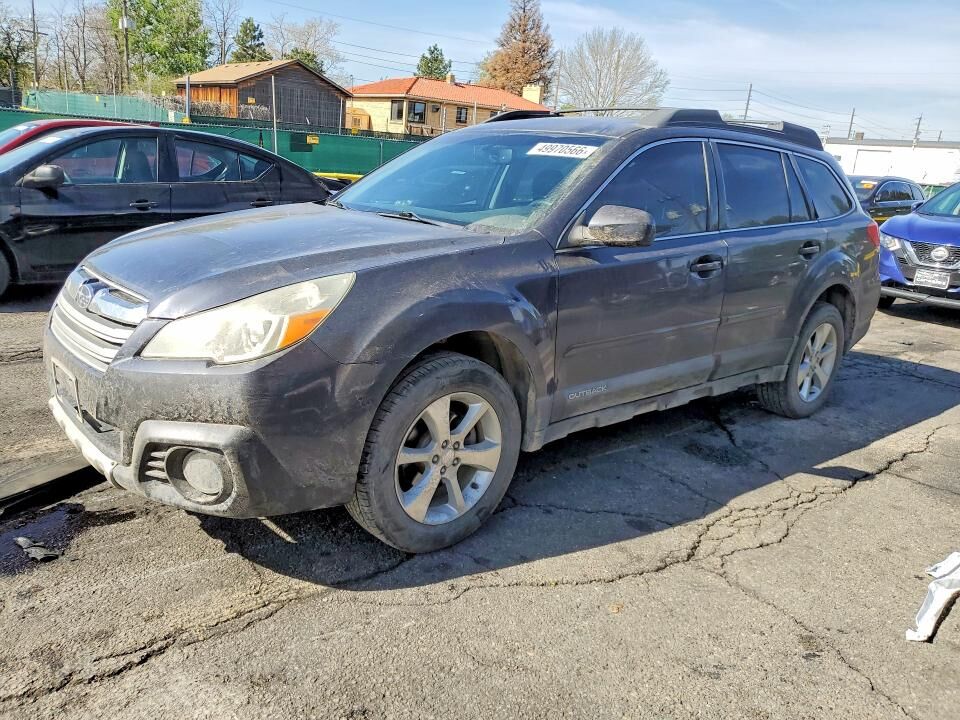 2013 SUBARU Outback