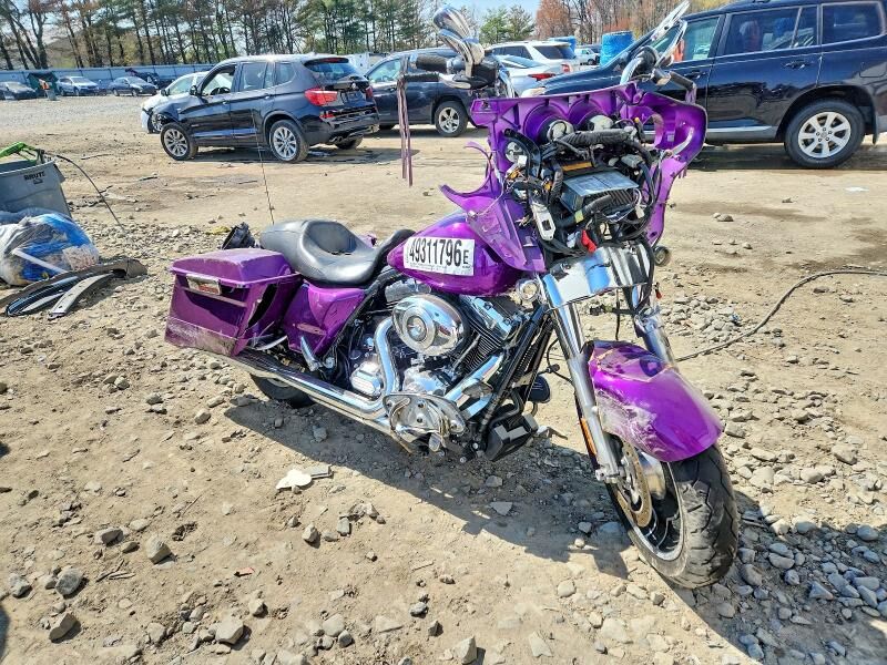 2012 HARLEY DAVIDSON Street Glide 103