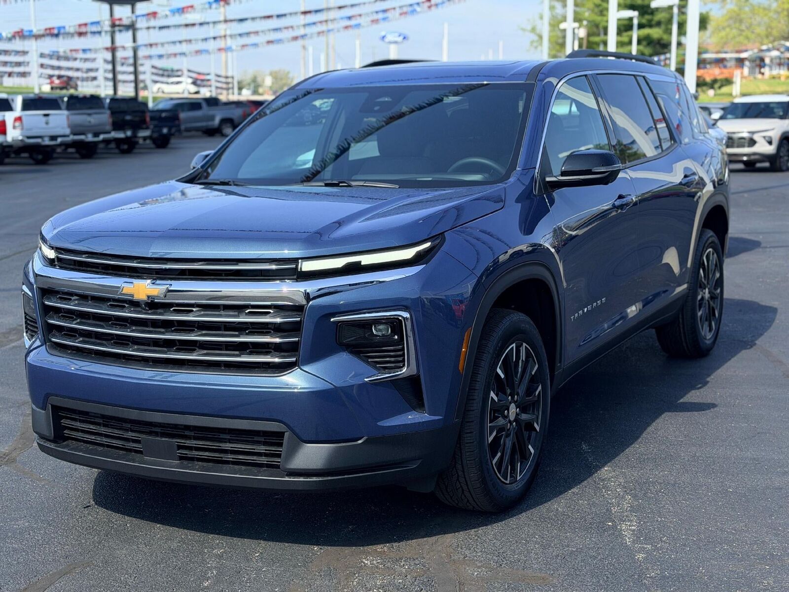 2026 CHEVROLET Traverse