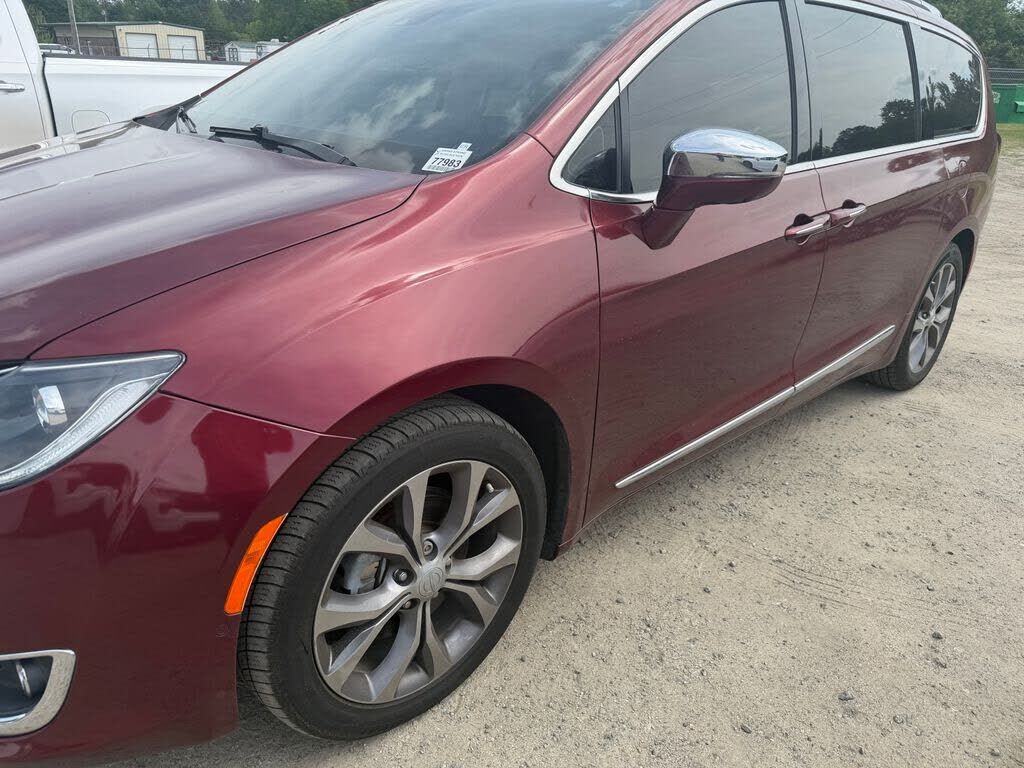2019 CHRYSLER Pacifica