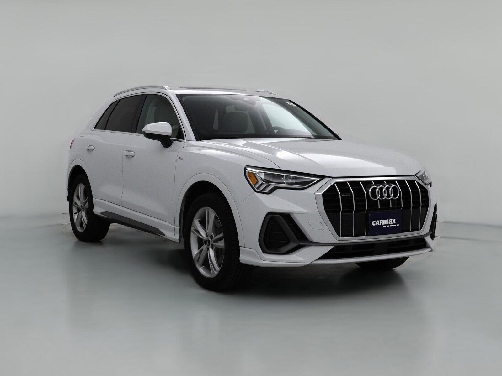 2022 AUDI Q3