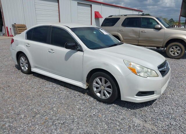 2010 SUBARU Legacy