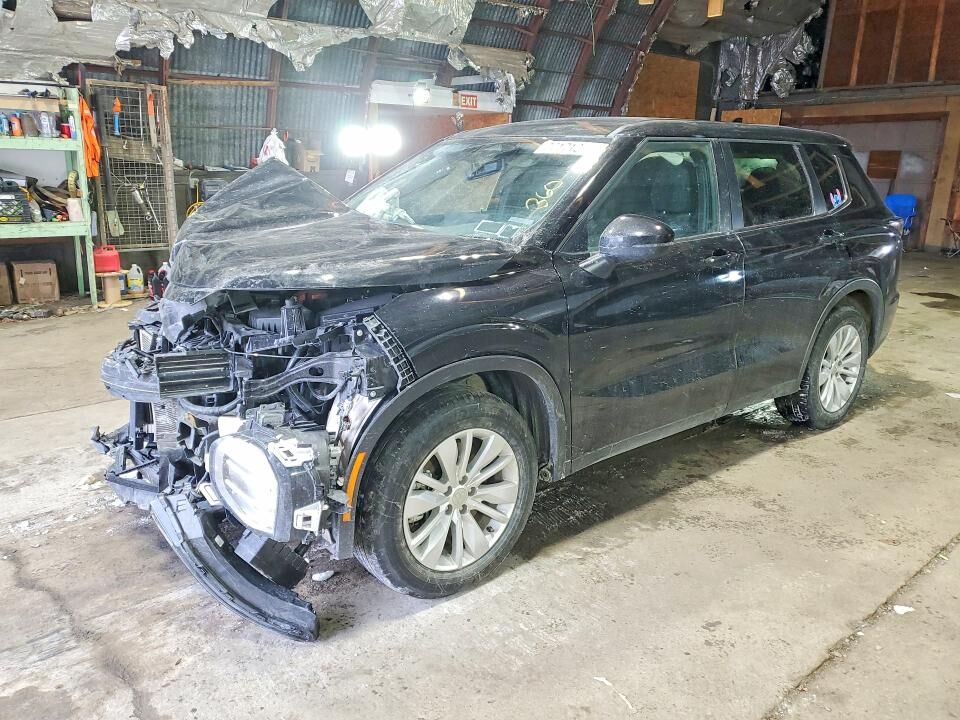 2025 MITSUBISHI Outlander