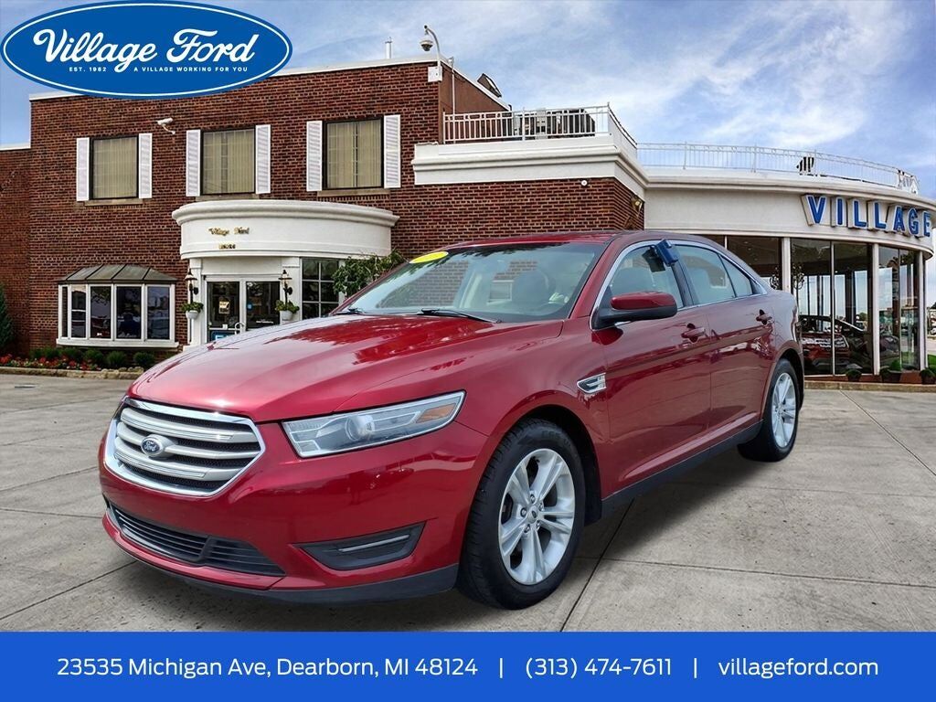 2013 FORD Taurus
