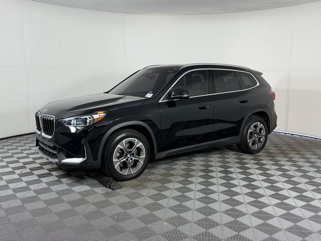 2023 BMW X1