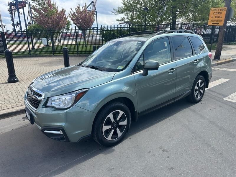 2018 SUBARU Forester