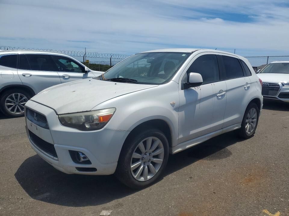 2011 MITSUBISHI Outlander