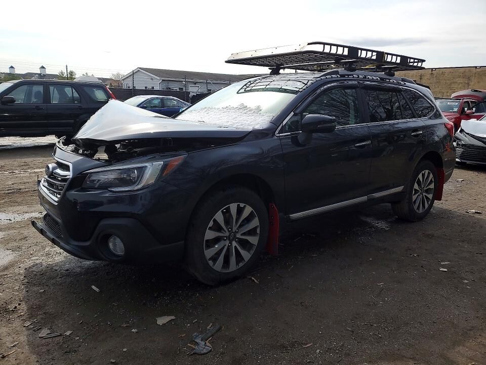 2018 SUBARU Outback