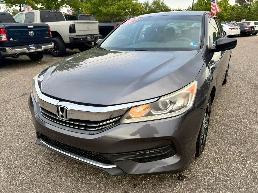 2017 HONDA Accord