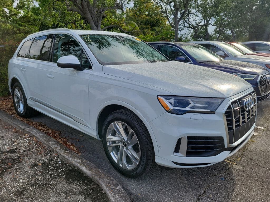 2023 AUDI Q7